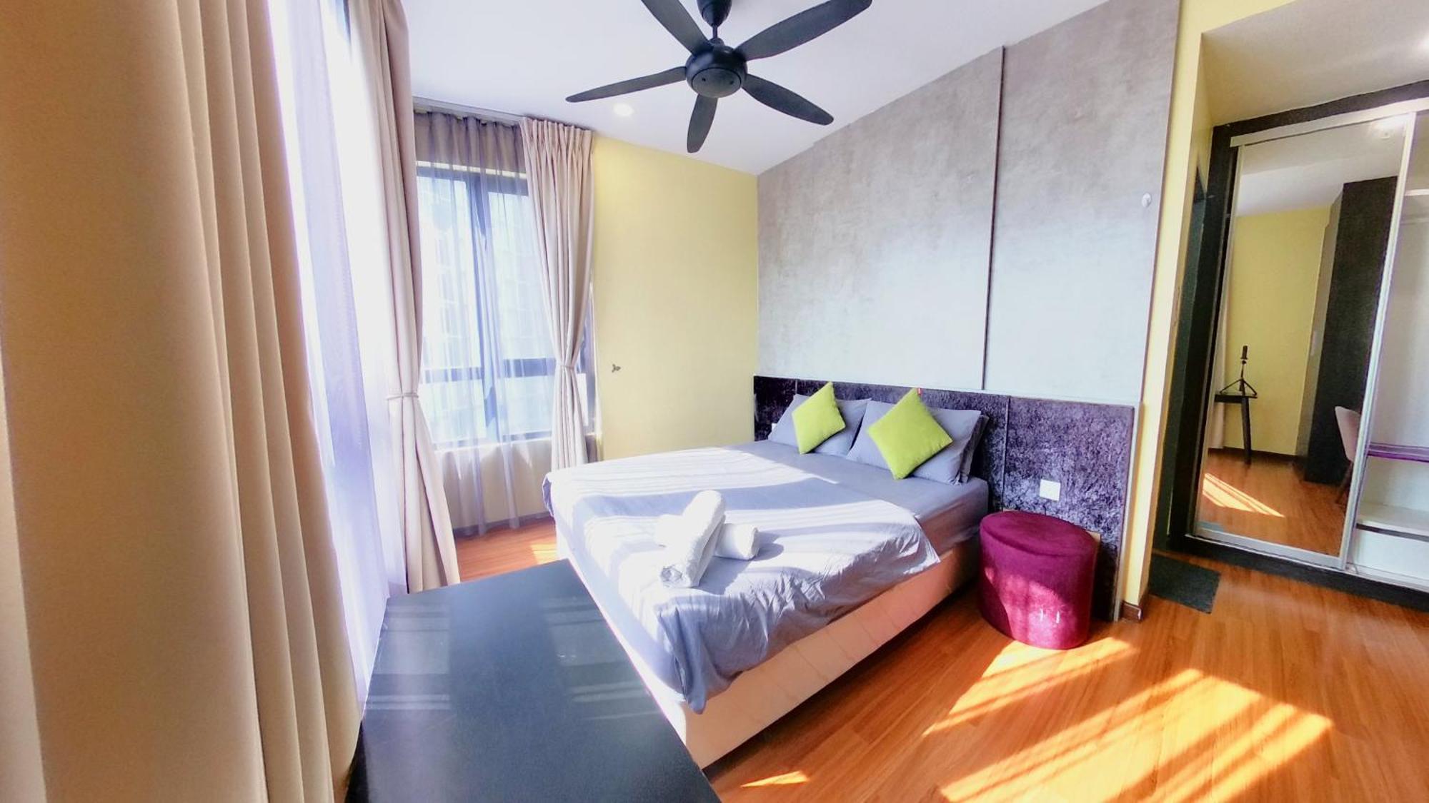 9Pax 2R2B Family Suite, I-City, I-Suite, Hyde, Beside Theme Park, Wifi 50-55" Smart Tv Shah Alam Exterior photo
