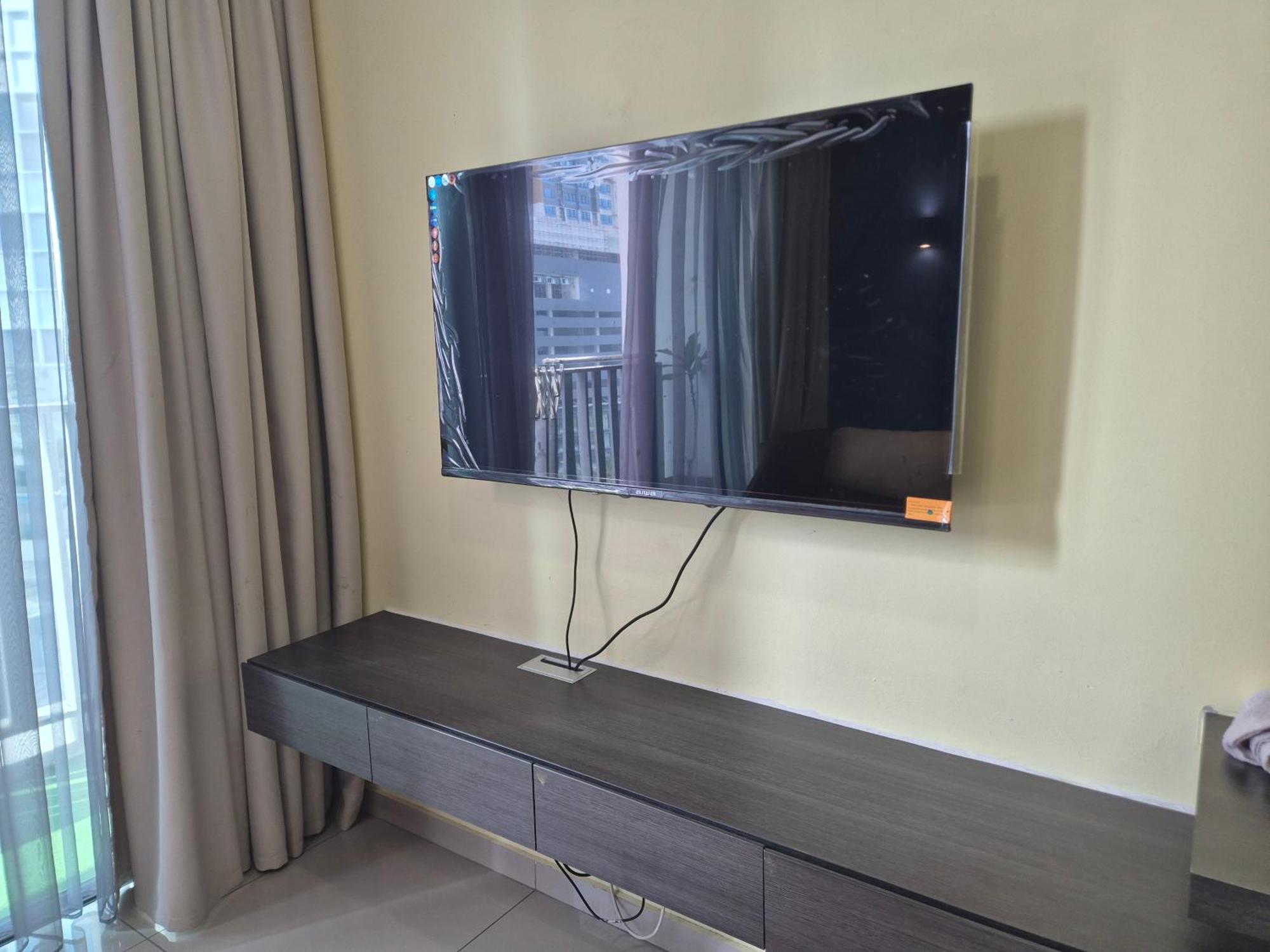 9Pax 2R2B Family Suite, I-City, I-Suite, Hyde, Beside Theme Park, Wifi 50-55" Smart Tv Shah Alam Exterior photo